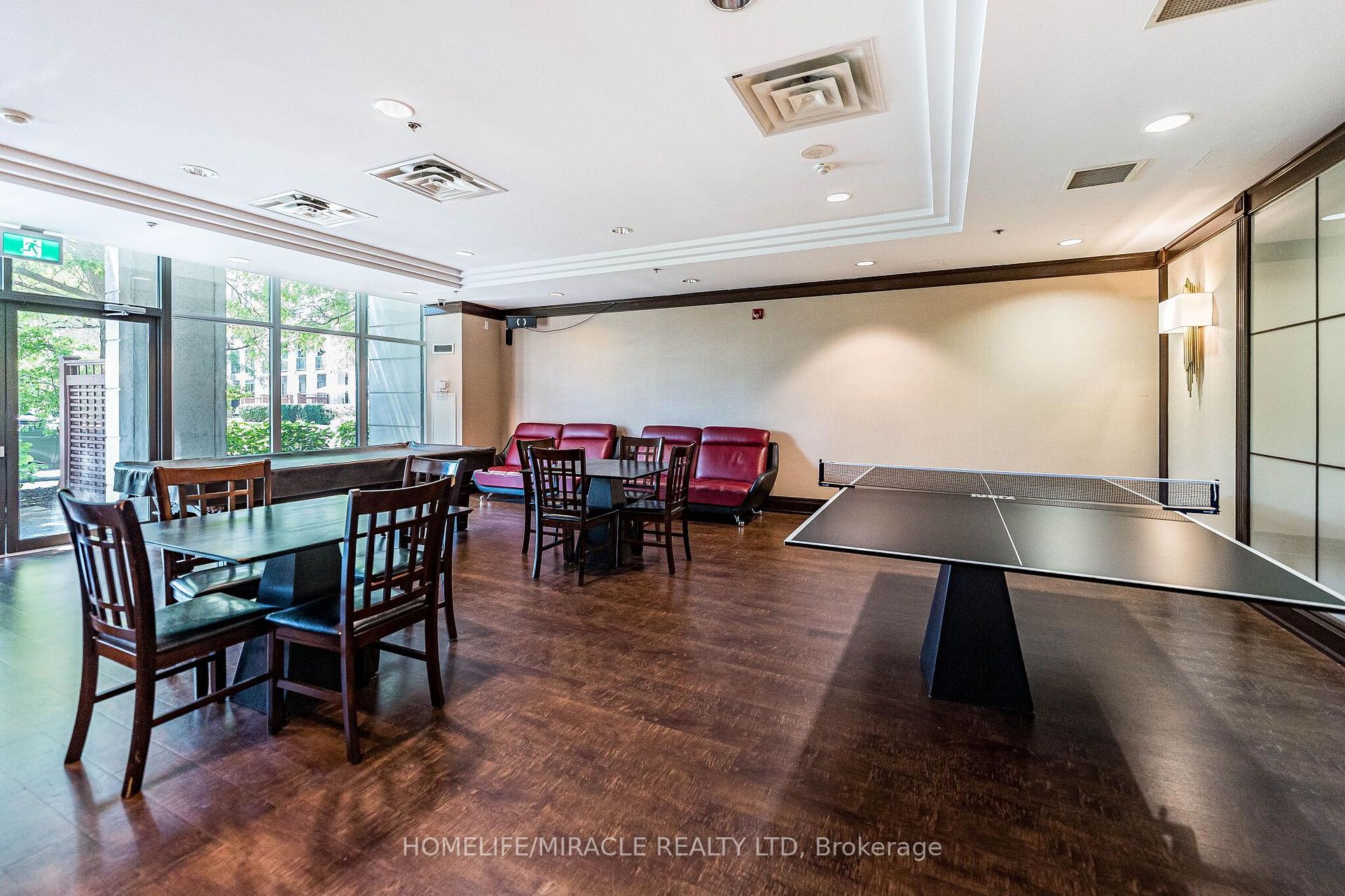 Photo 40 of Unit 121, 18 Harding Boulevard, Richmond Hill, Harding — HOMEH