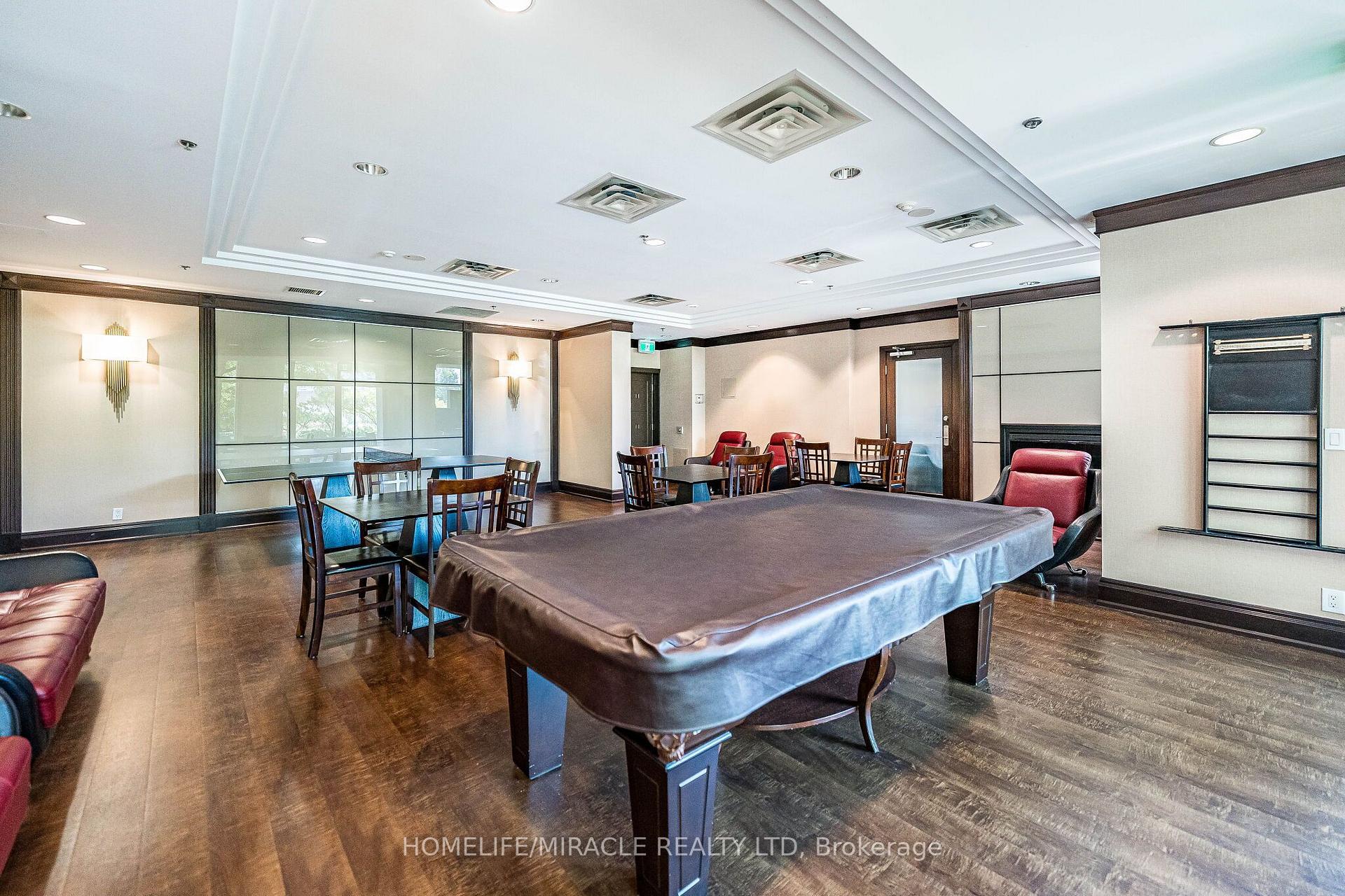 Photo 41 of Unit 121, 18 Harding Boulevard, Richmond Hill, Harding — HOMEH