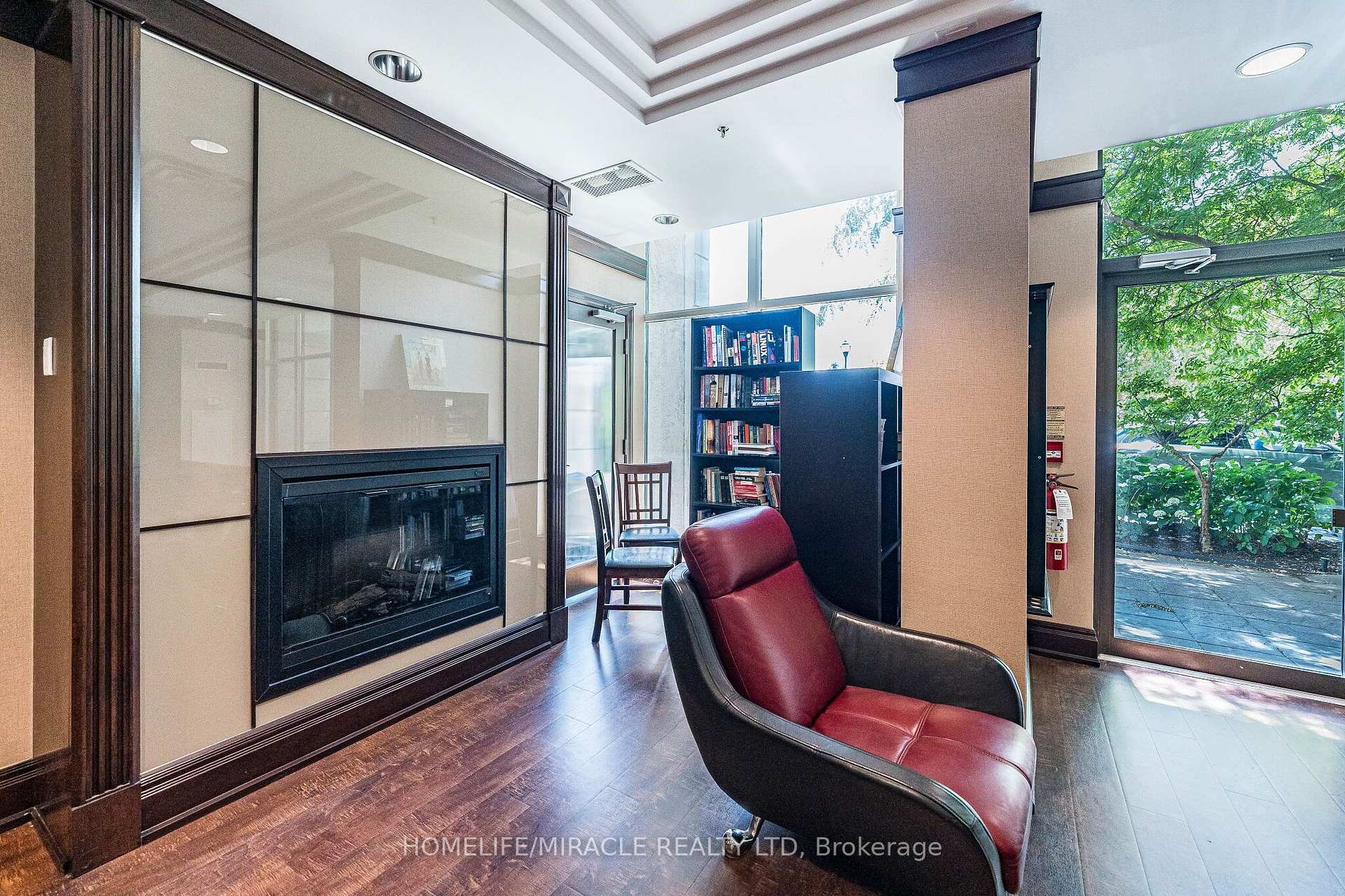 Photo 42 of Unit 121, 18 Harding Boulevard, Richmond Hill, Harding — HOMEH