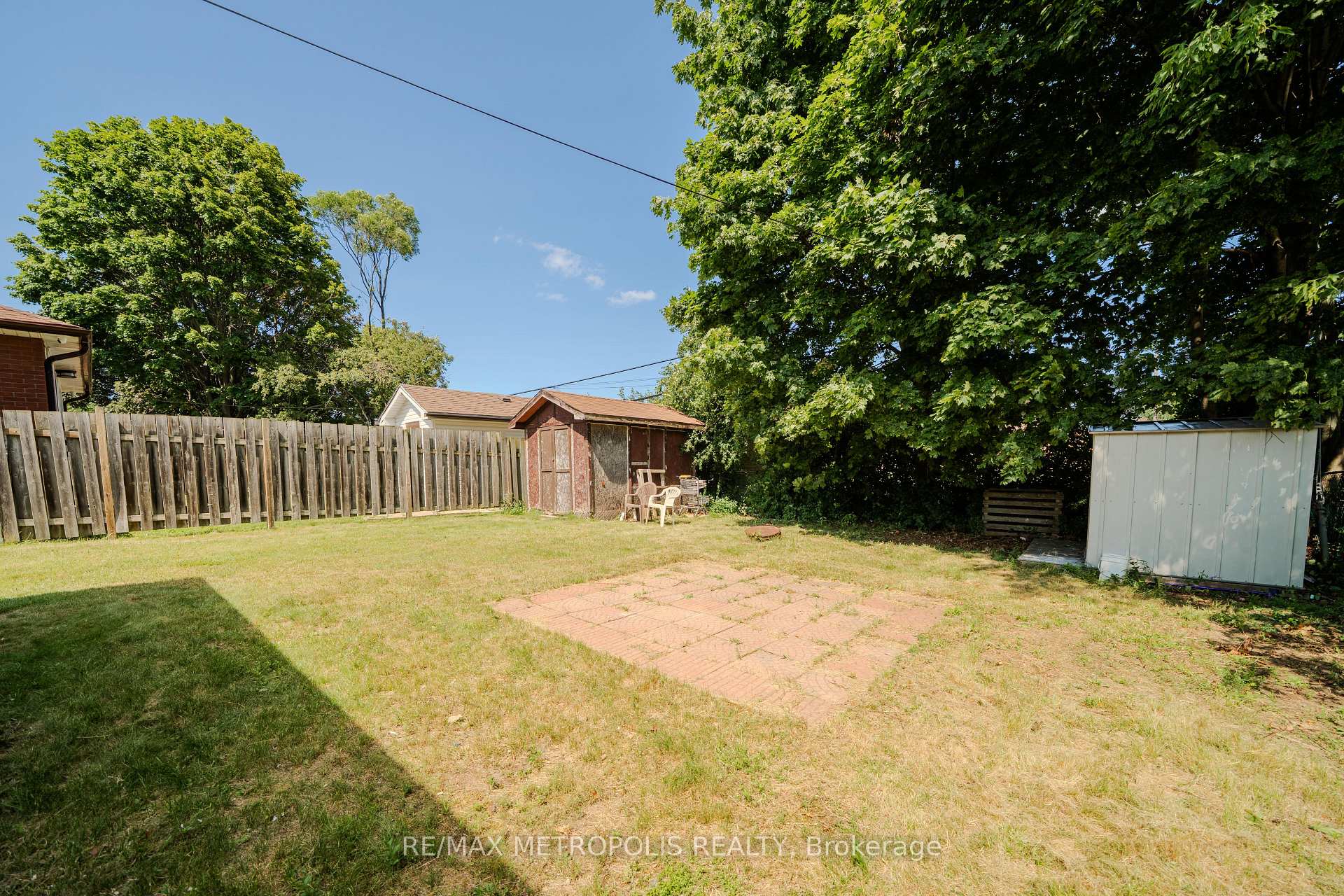 Photo 38 of 235 Waverly Street S, Oshawa, Vanier — HOMEH