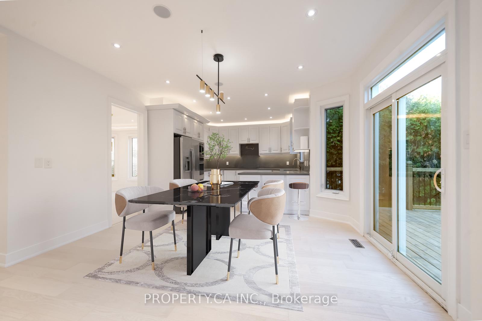 Photo 5 of 63 Concord Road, Vaughan, Beverley Glen — HOMEH