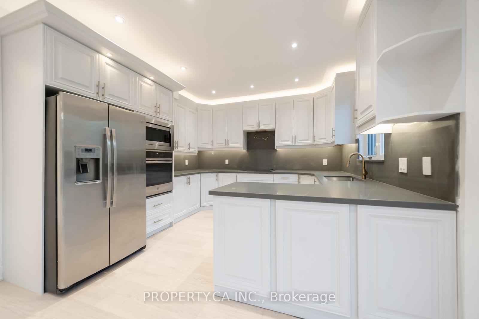 Photo 6 of 63 Concord Road, Vaughan, Beverley Glen — HOMEH