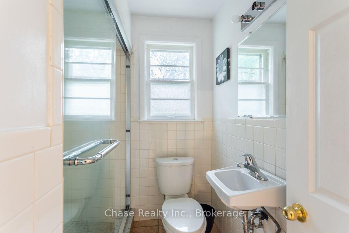 Photo 8 of 402 Guelph Line, Burlington, Brant — HOMEH