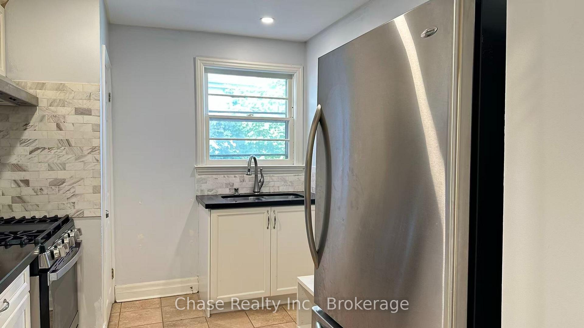 Photo 9 of 402 Guelph Line, Burlington, Brant — HOMEH