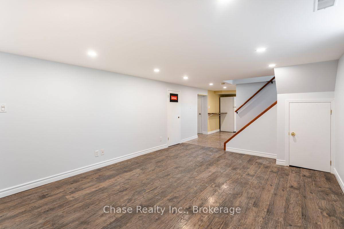Photo 15 of 402 Guelph Line, Burlington, Brant — HOMEH