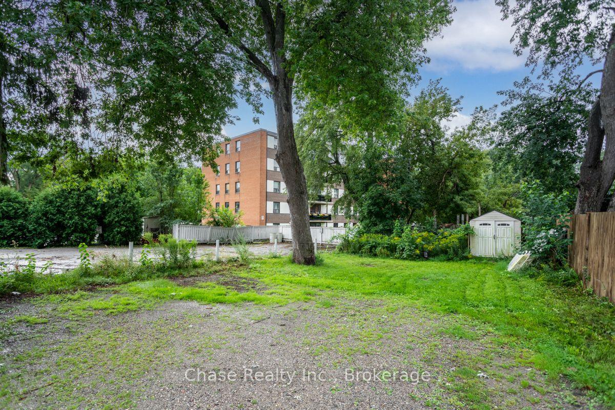 Photo 24 of 402 Guelph Line, Burlington, Brant — HOMEH