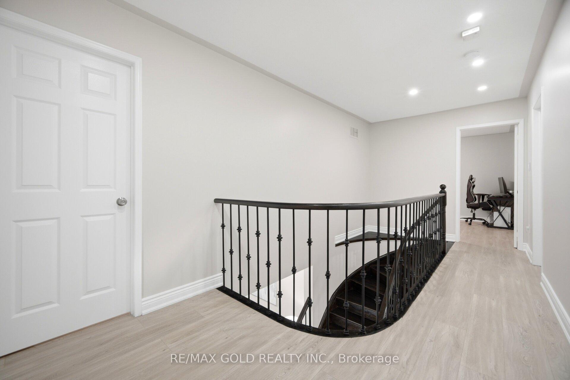 Photo 22 of 24 Whitehouse Crescent, Brampton, Bram East — HOMEH