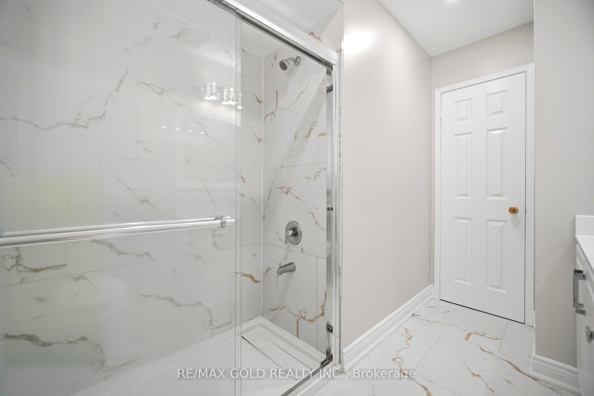 Photo 31 of 24 Whitehouse Crescent, Brampton, Bram East — HOMEH