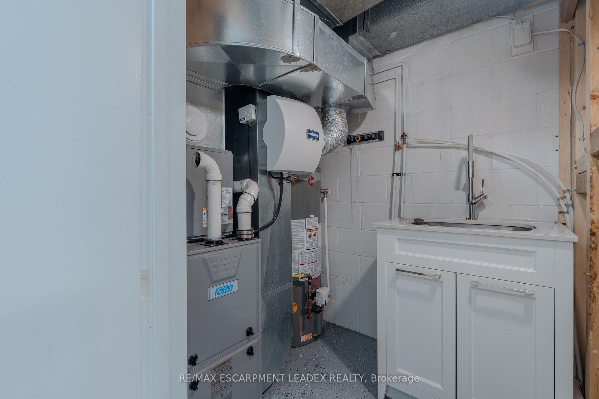 Photo 32 of 1129 Scenic Drive, Hamilton, Mountview — HOMEH