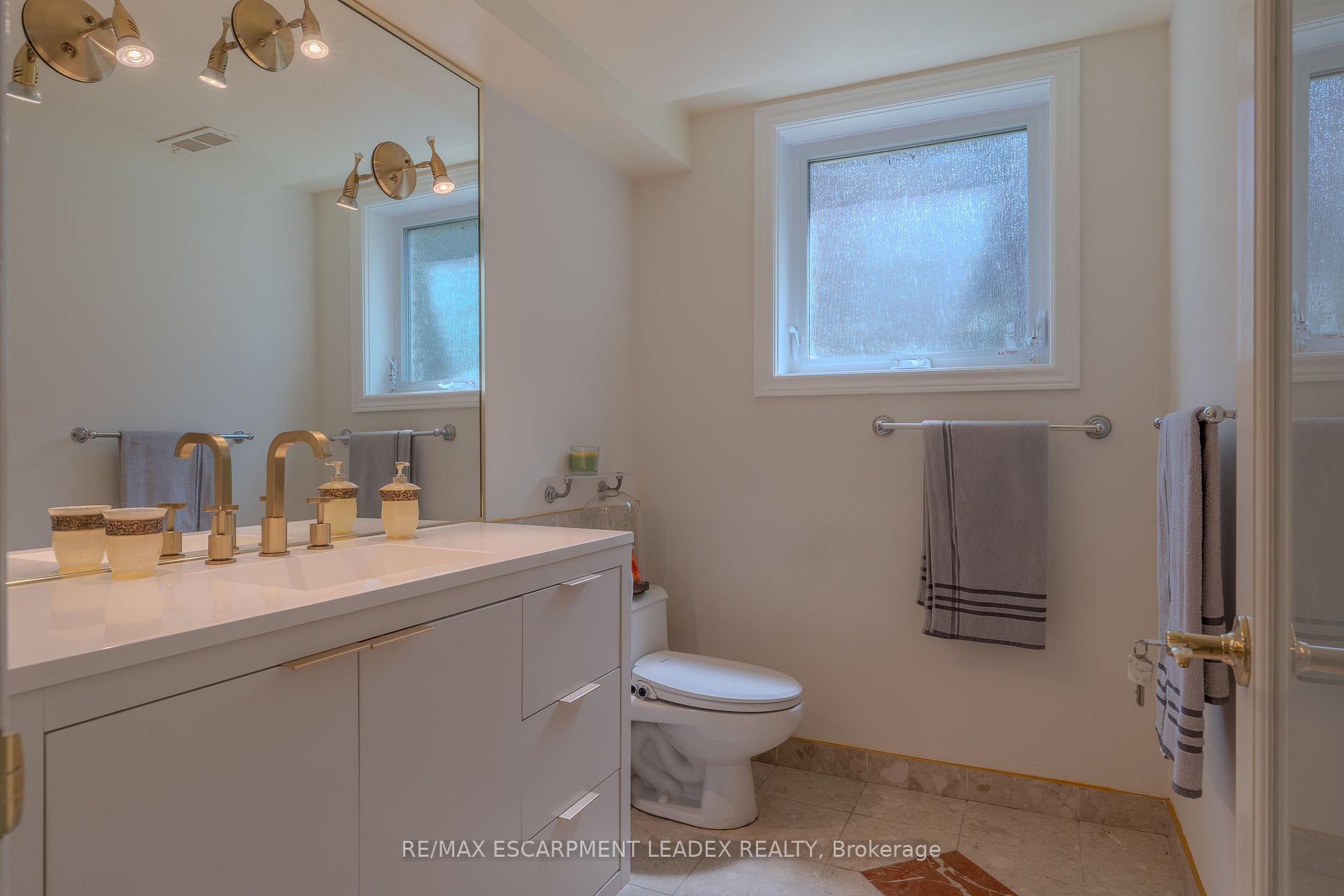 Photo 33 of 1129 Scenic Drive, Hamilton, Mountview — HOMEH