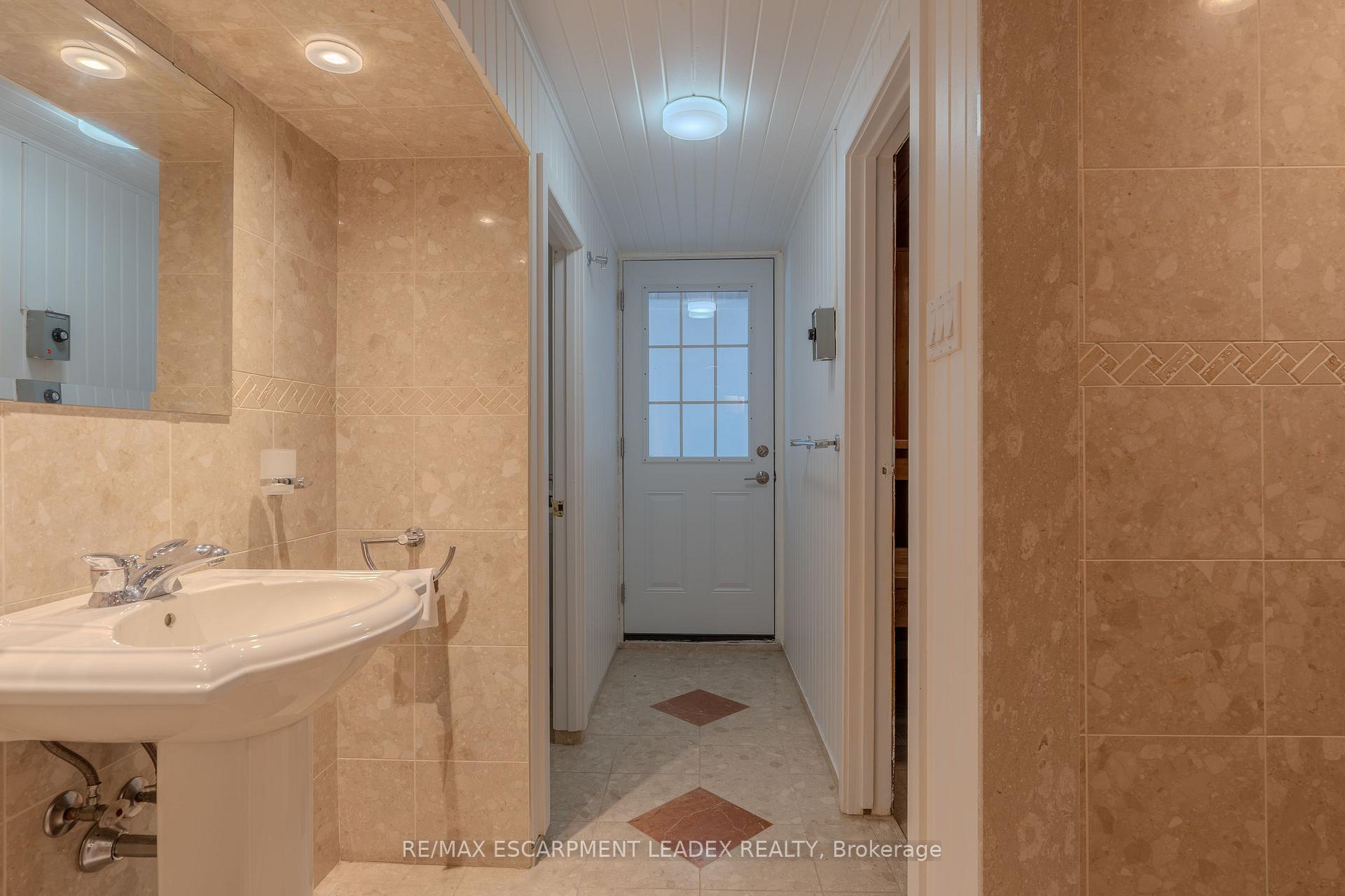 Photo 36 of 1129 Scenic Drive, Hamilton, Mountview — HOMEH