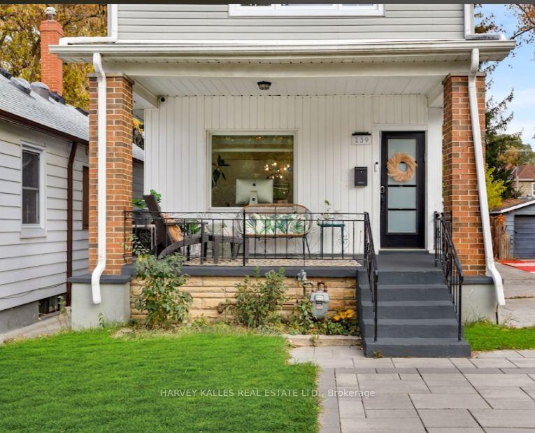 Photo 3 of 139 King Edward Avenue, Toronto, Woodbine-Lumsden — HOMEH
