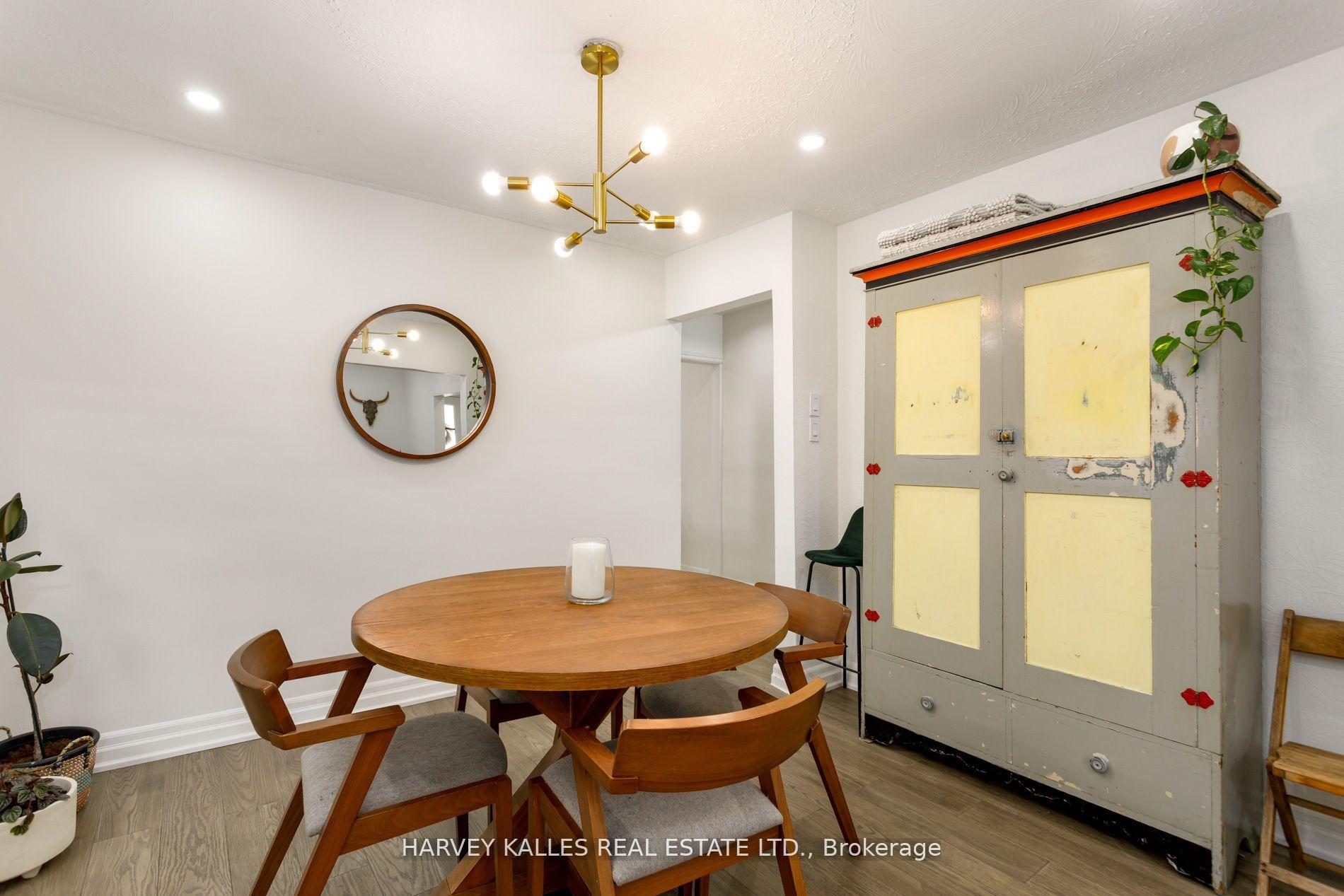 Photo 17 of 139 King Edward Avenue, Toronto, Woodbine-Lumsden — HOMEH