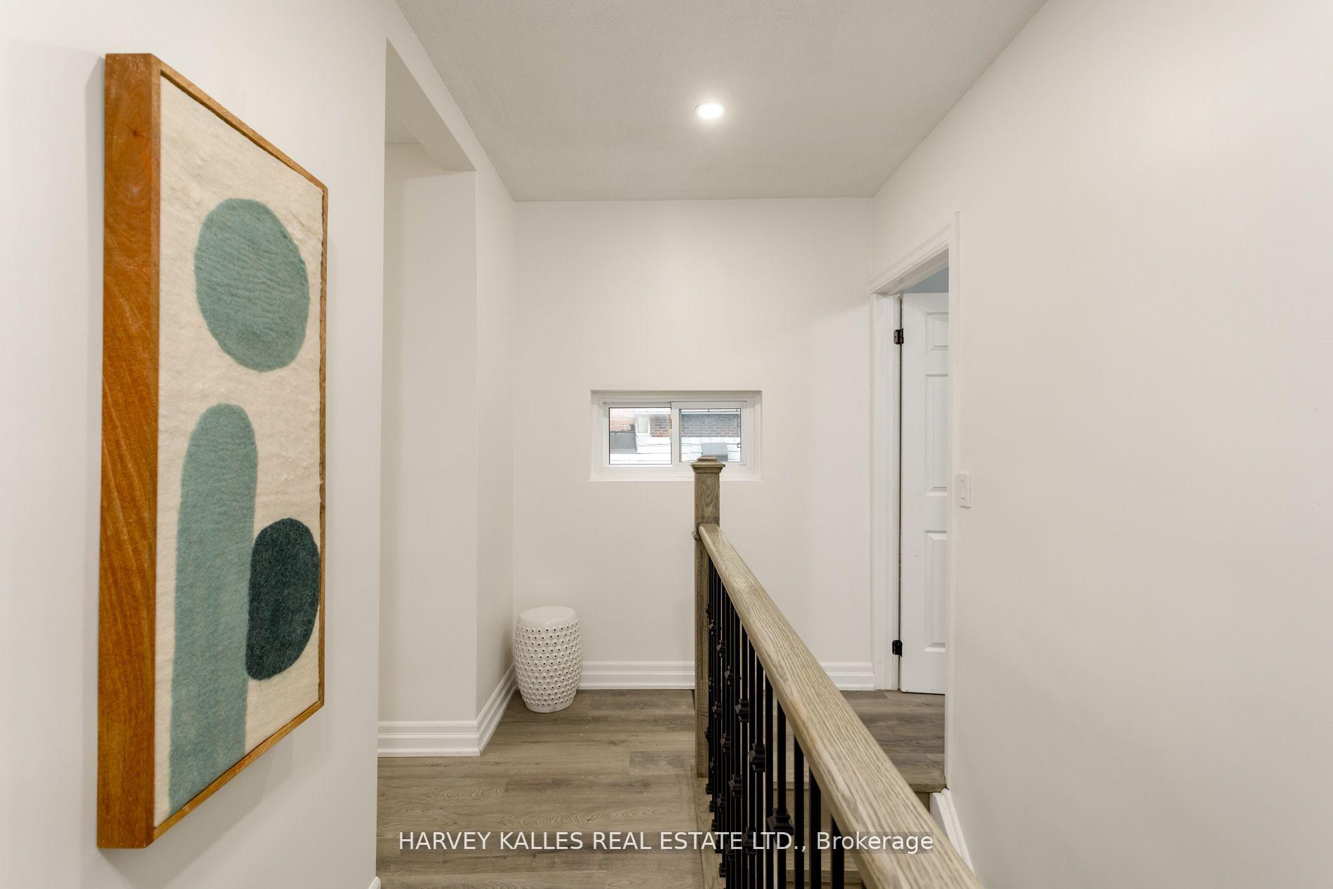 Photo 31 of 139 King Edward Avenue, Toronto, Woodbine-Lumsden — HOMEH