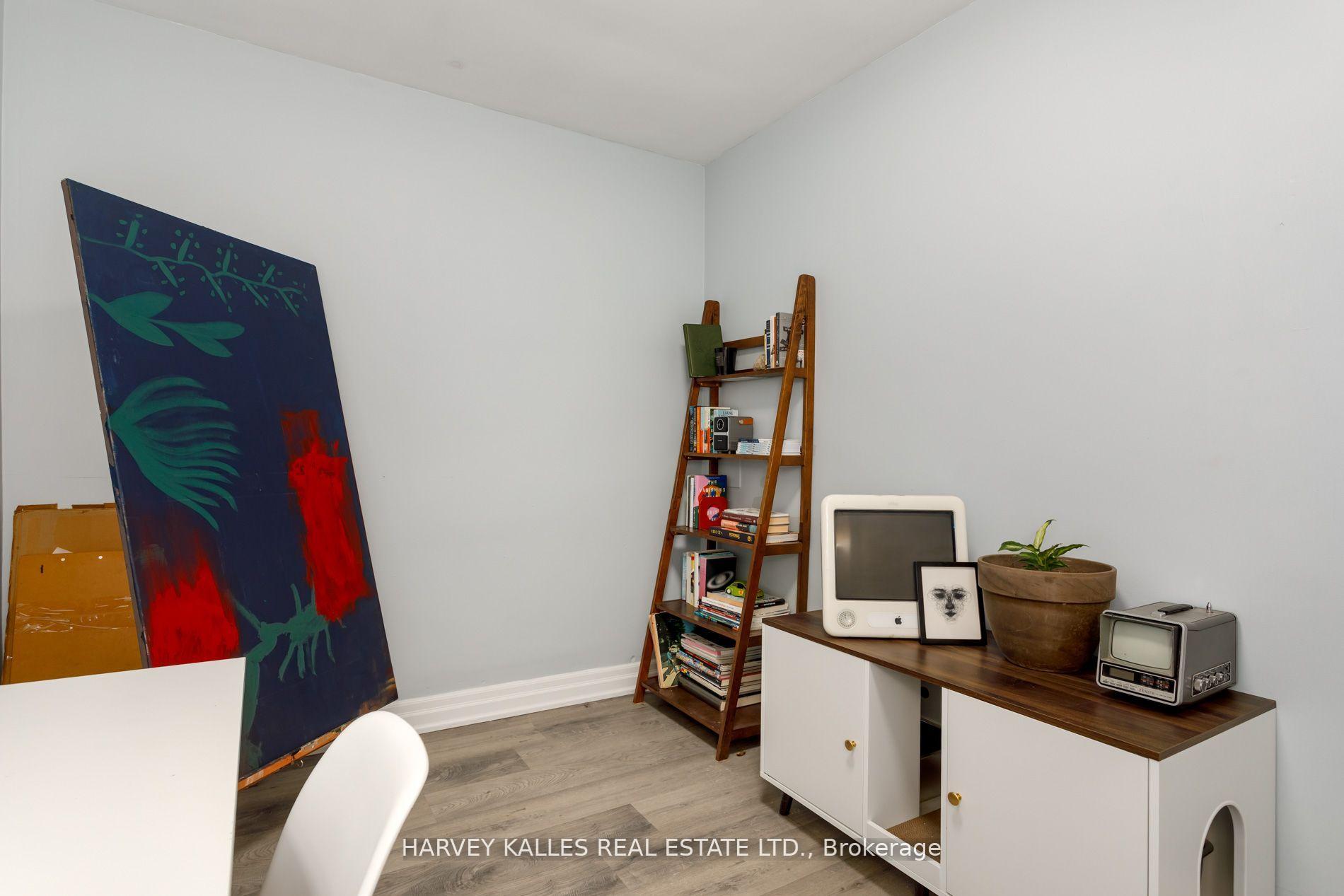 Photo 32 of 139 King Edward Avenue, Toronto, Woodbine-Lumsden — HOMEH
