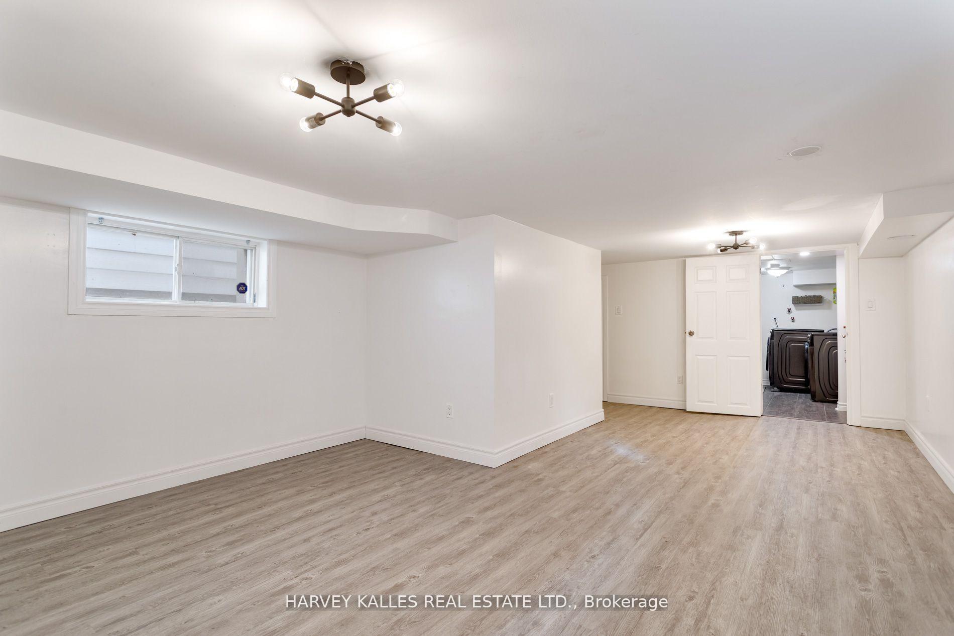 Photo 37 of 139 King Edward Avenue, Toronto, Woodbine-Lumsden — HOMEH