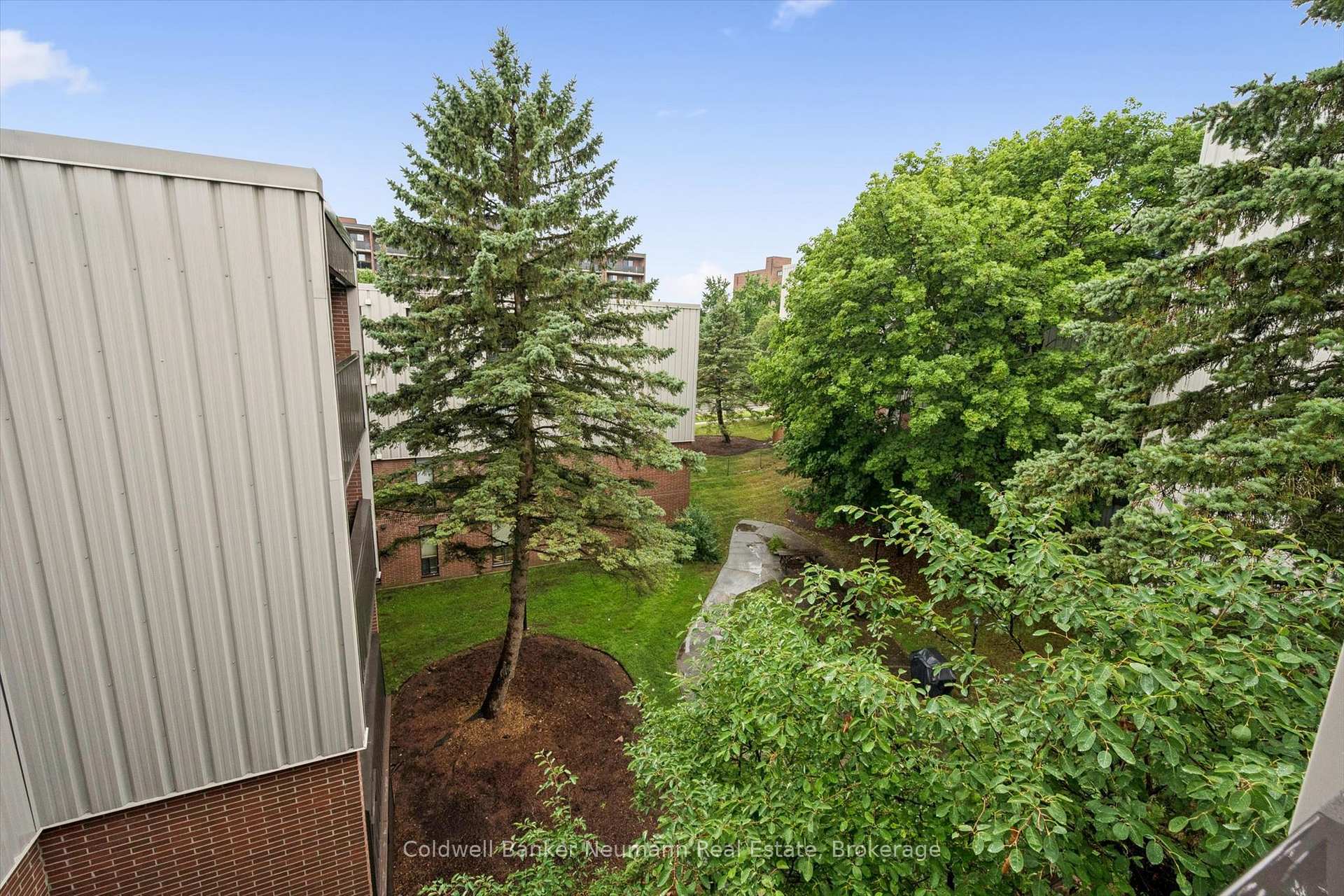 Photo 35 of Unit 411, 7 Ajax Street, Guelph, Junction/Onward Willow — HOMEH