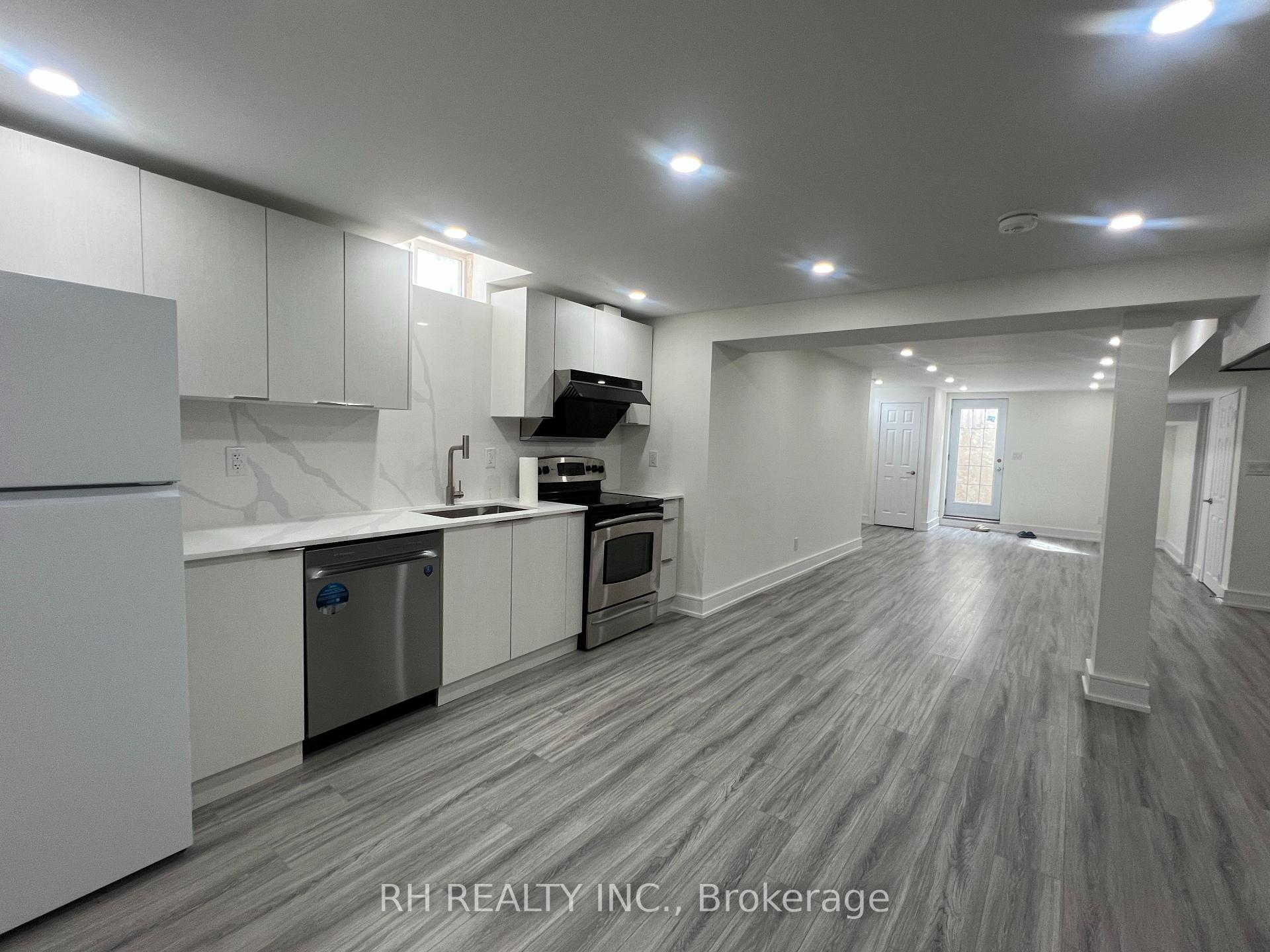 Photo 2 of Unit Basement, 17 Glenbrook Drive, Markham, Berczy — HOMEH