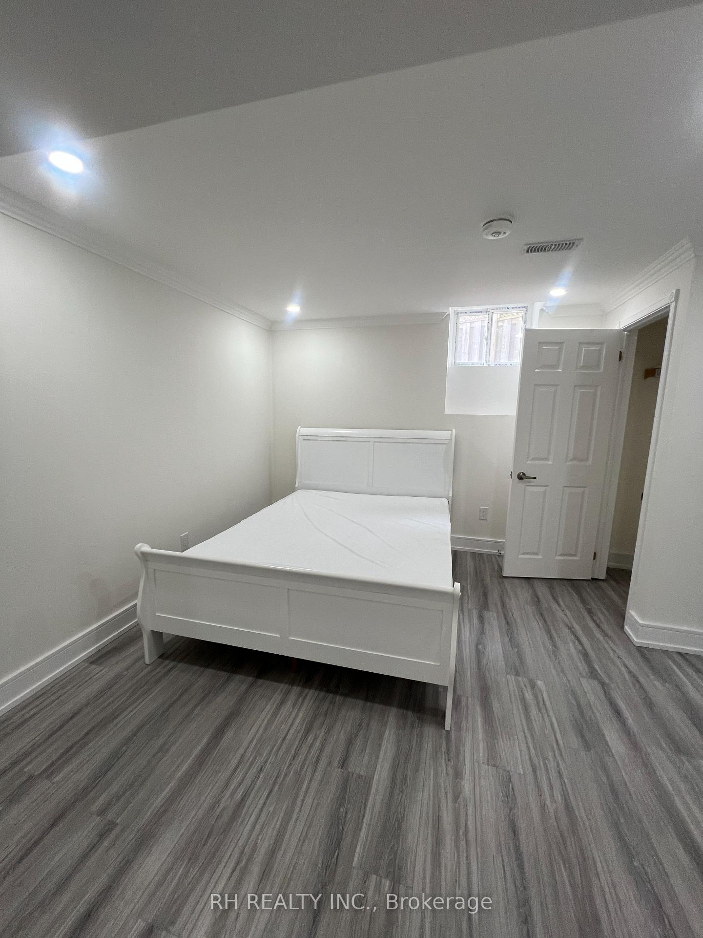 Photo 7 of Unit Basement, 17 Glenbrook Drive, Markham, Berczy — HOMEH