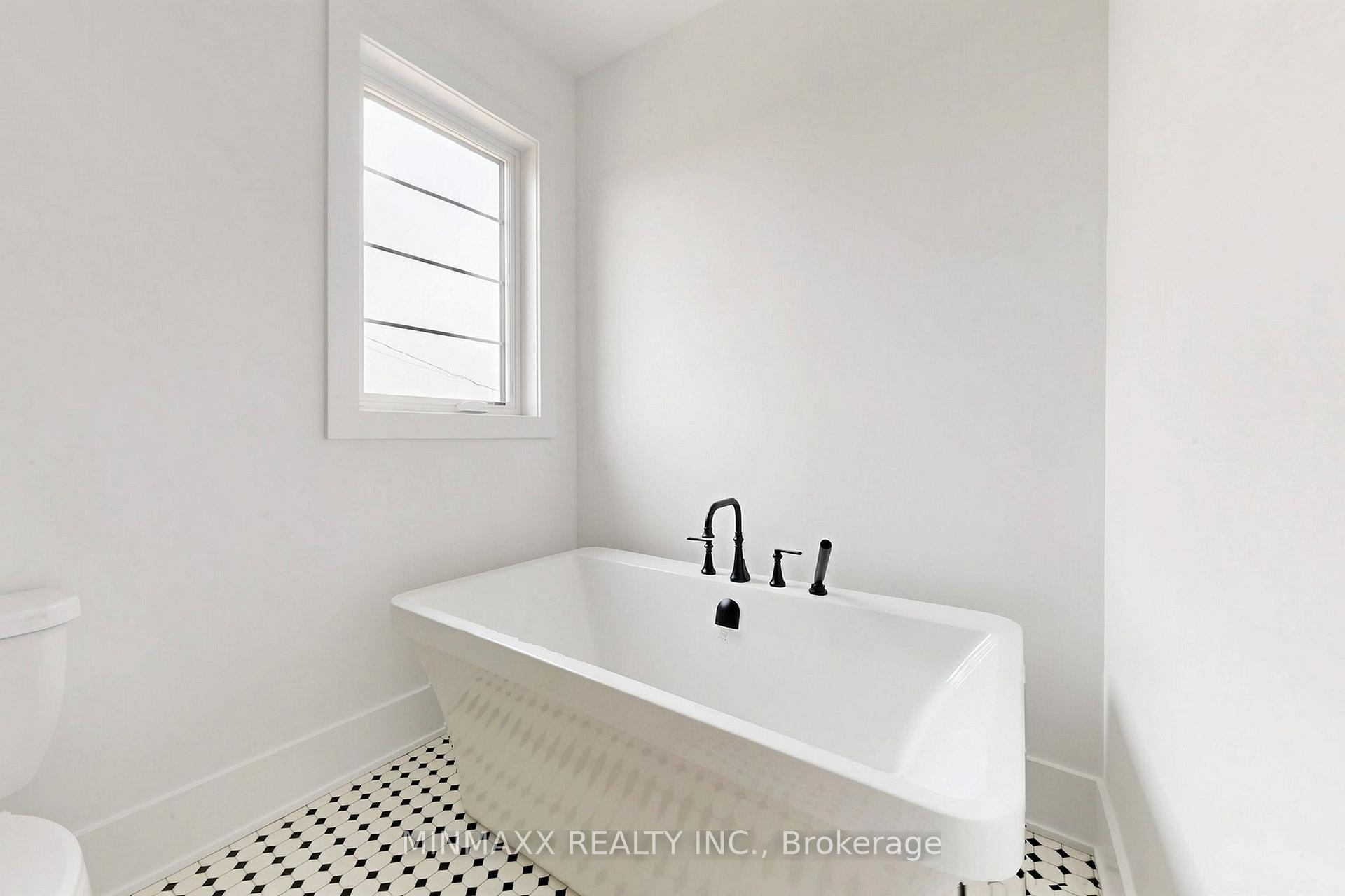 Photo 27 of 1473 Ferguson Drive, Milton, Bowes — HOMEH