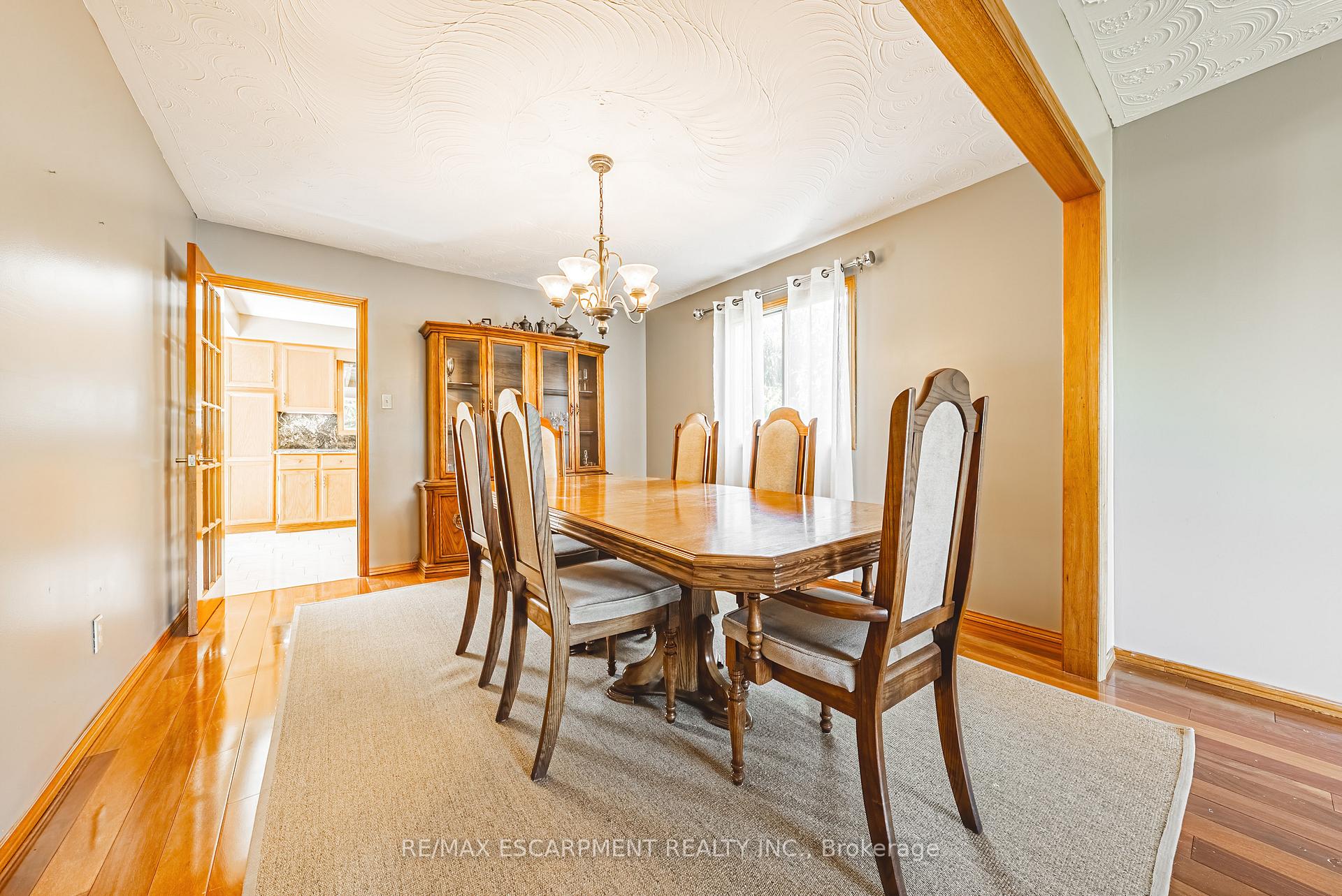 Photo 6 of 19 Glenhaven Court, Hamilton, Gilkson — HOMEH