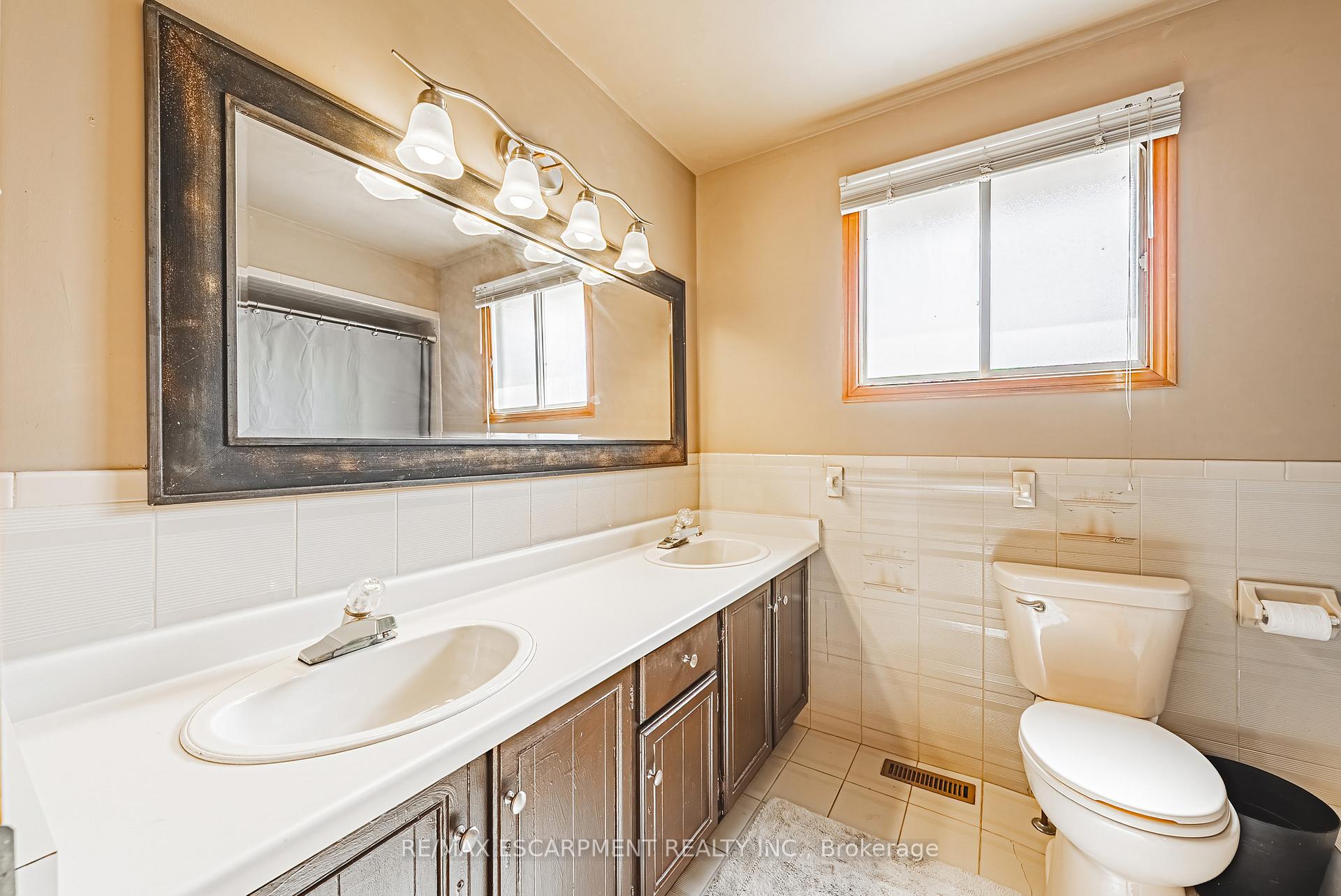 Photo 18 of 19 Glenhaven Court, Hamilton, Gilkson — HOMEH