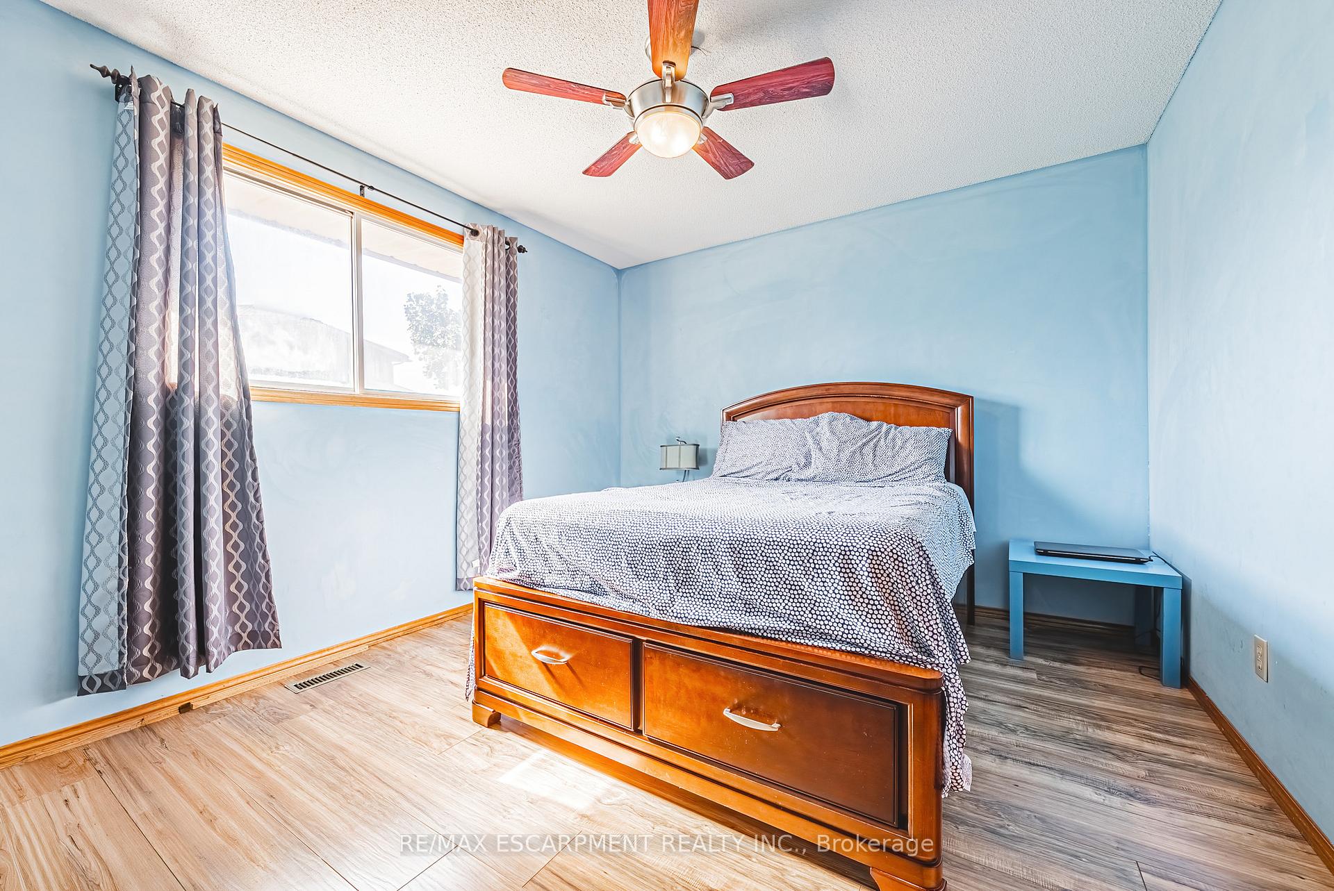 Photo 19 of 19 Glenhaven Court, Hamilton, Gilkson — HOMEH