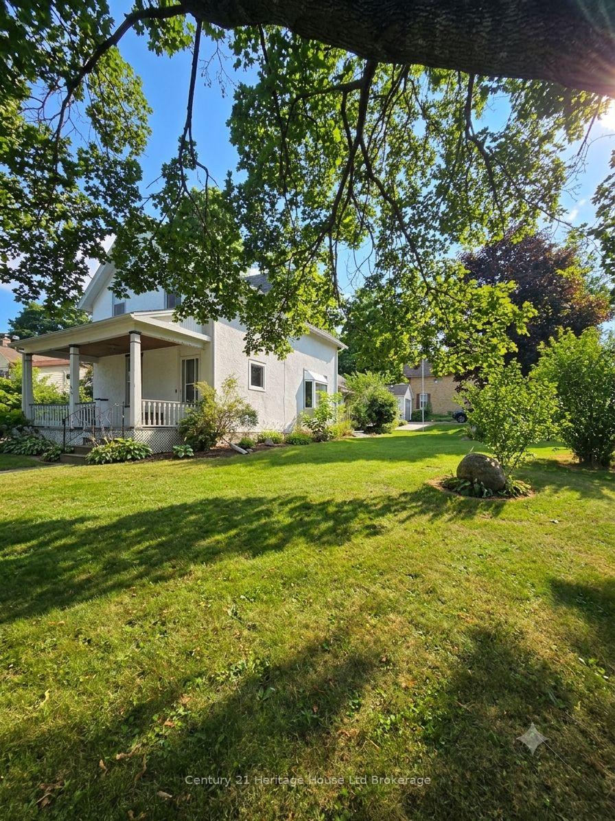 Photo 3 of 152 Charles Street E, Ingersoll, Ingersoll - South — HOMEH
