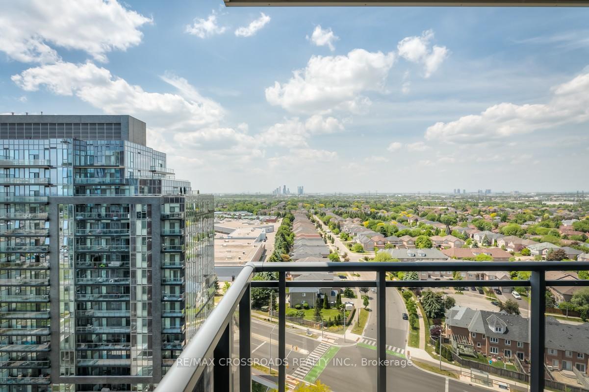 Photo 12 of Unit LPH 06, 85 North Park Road, Vaughan, Beverley Glen — HOMEH