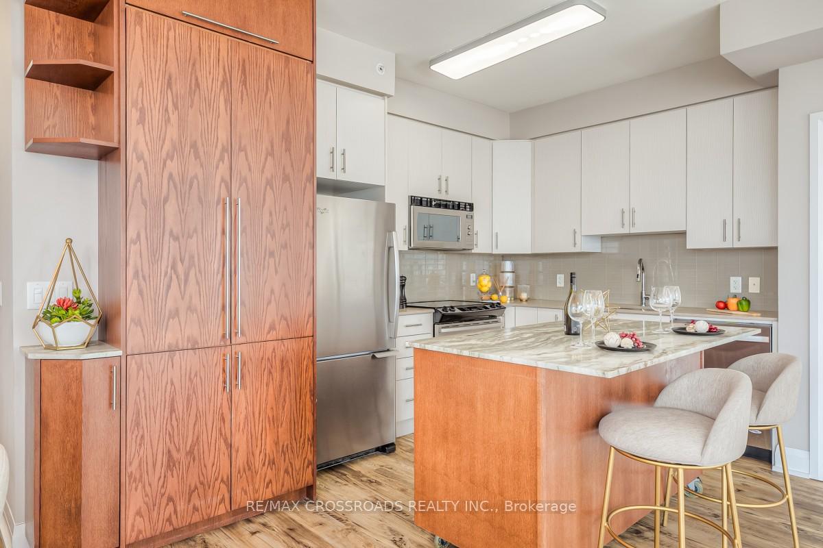 Photo 18 of Unit LPH 06, 85 North Park Road, Vaughan, Beverley Glen — HOMEH