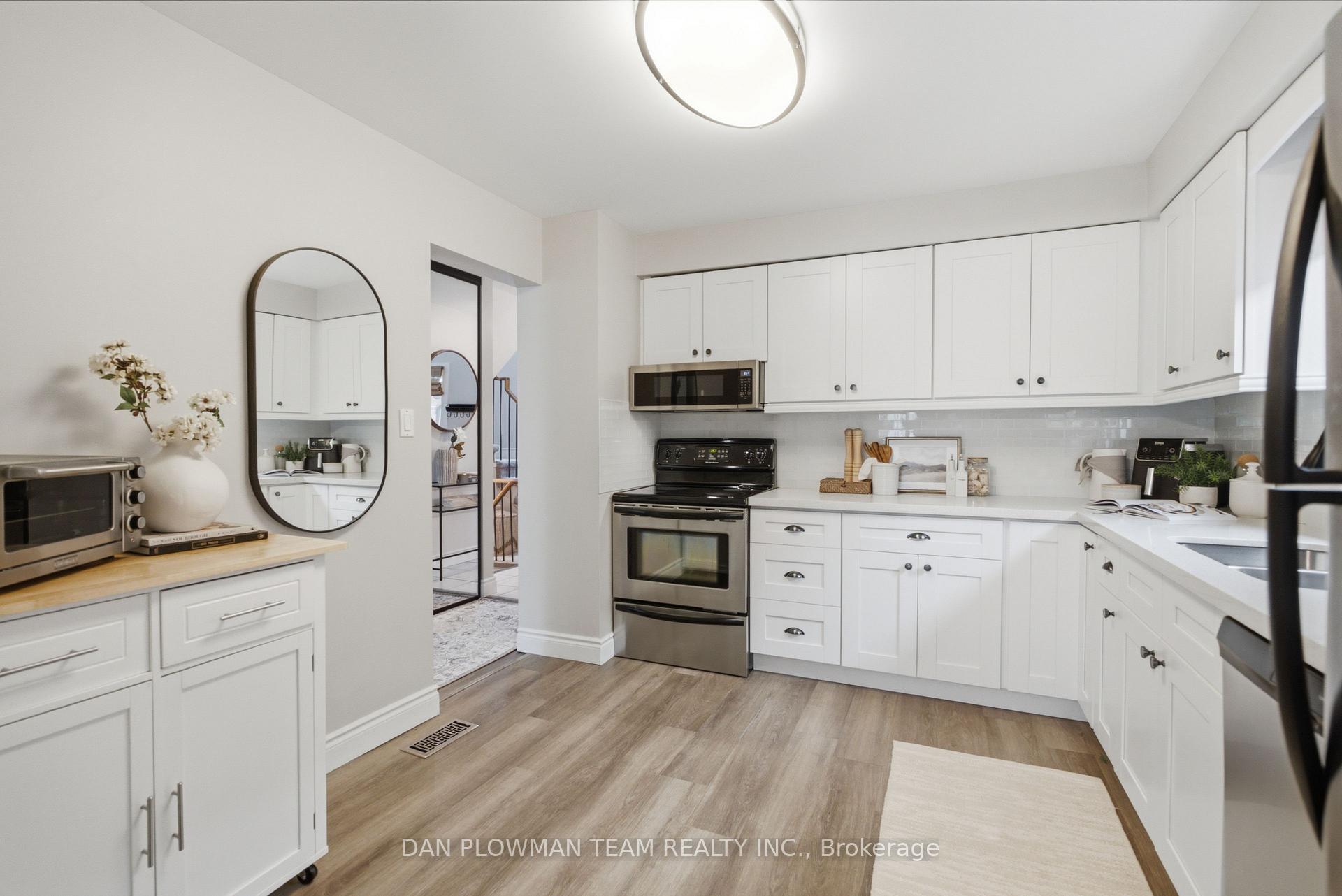 Photo 9 of 93 Kirby Crescent, Whitby, Blue Grass Meadows — HOMEH