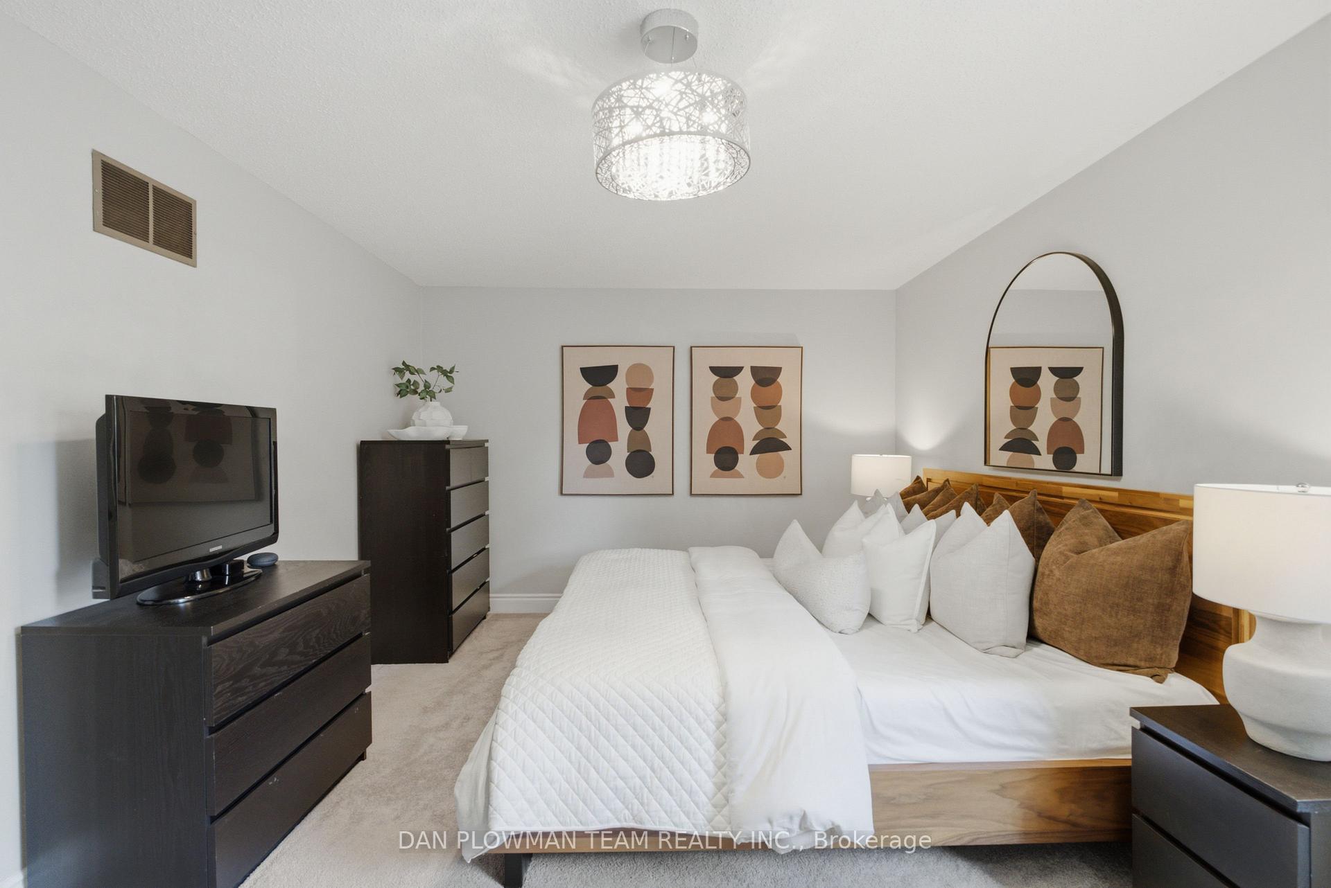 Photo 14 of 93 Kirby Crescent, Whitby, Blue Grass Meadows — HOMEH