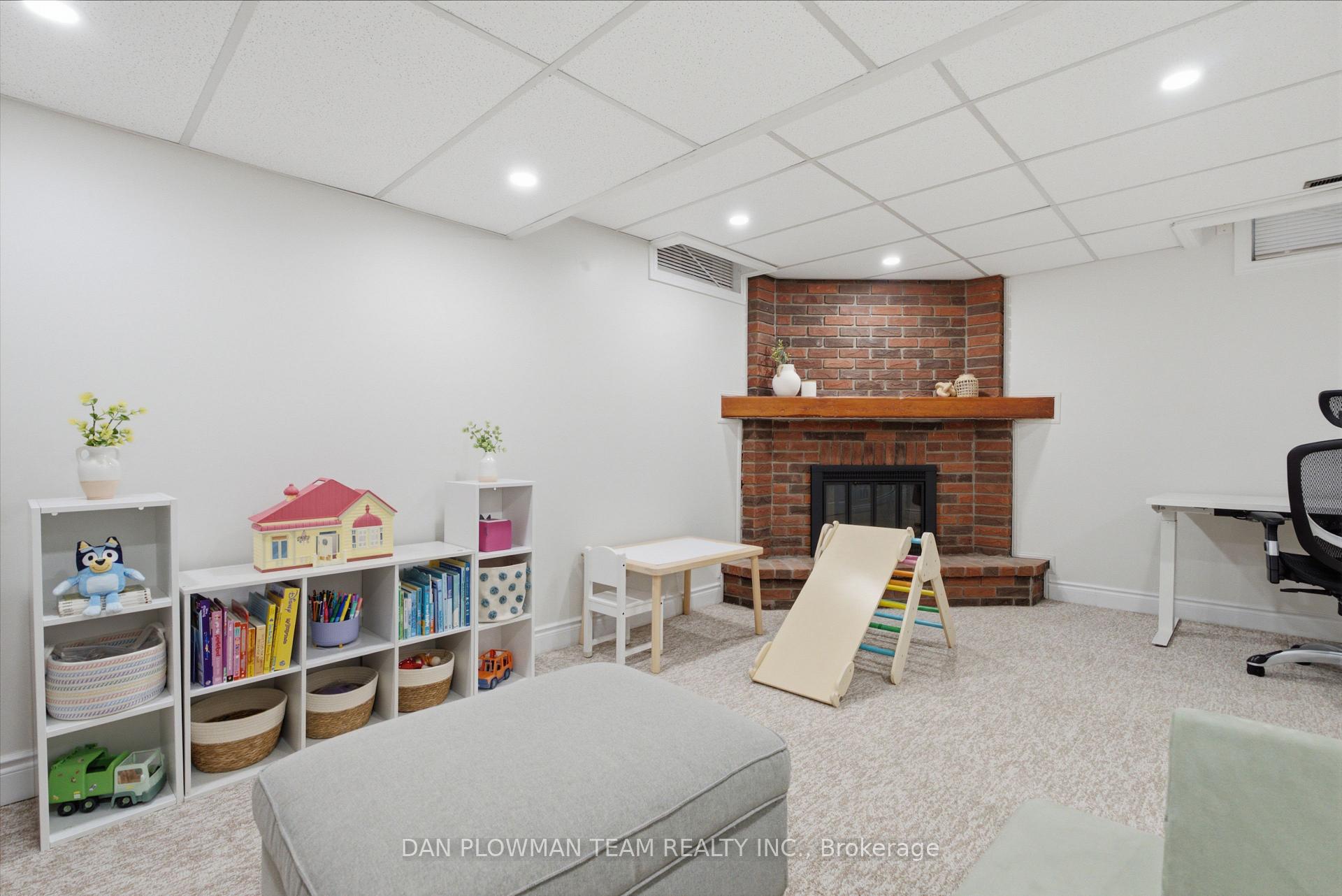Photo 26 of 93 Kirby Crescent, Whitby, Blue Grass Meadows — HOMEH