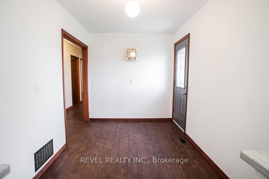 Photo 8 of 120 Henry Street, Brantford, Braneida Industrial Park — HOMEH