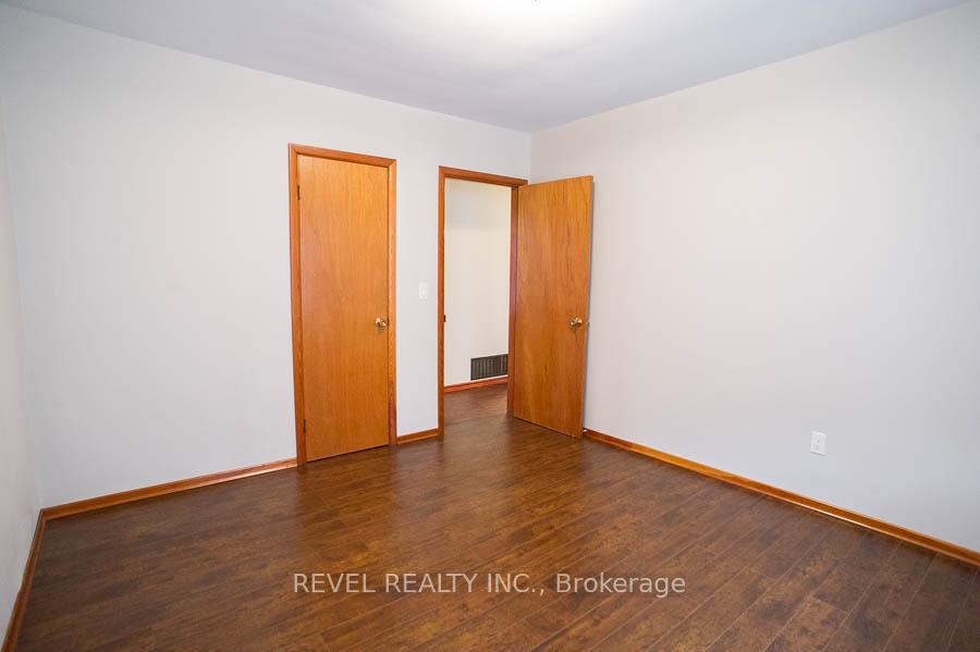 Photo 10 of 120 Henry Street, Brantford, Braneida Industrial Park — HOMEH