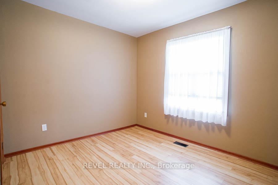 Photo 11 of 120 Henry Street, Brantford, Braneida Industrial Park — HOMEH