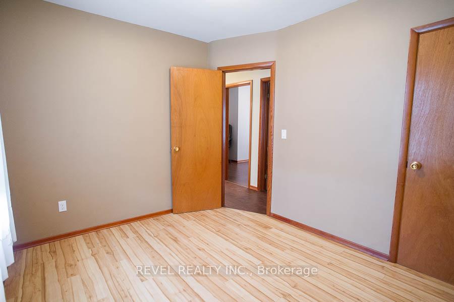 Photo 12 of 120 Henry Street, Brantford, Braneida Industrial Park — HOMEH
