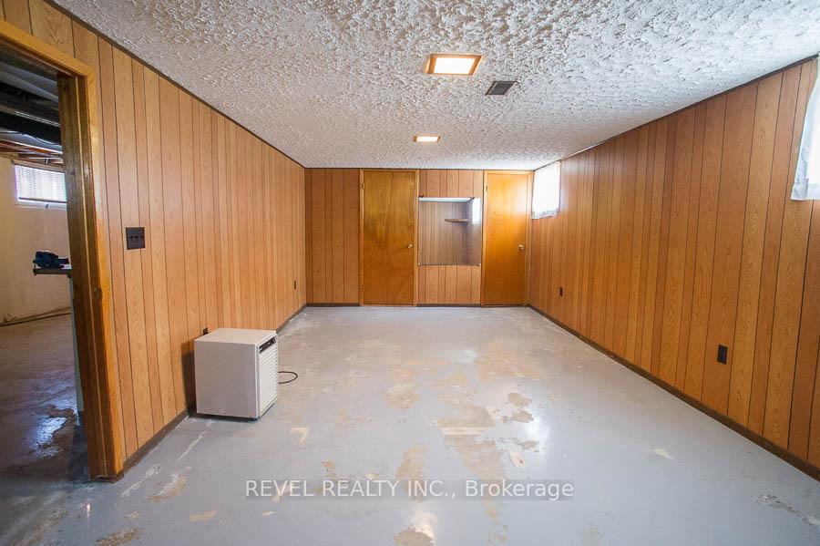 Photo 18 of 120 Henry Street, Brantford, Braneida Industrial Park — HOMEH