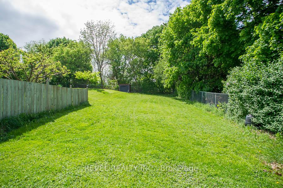 Photo 21 of 120 Henry Street, Brantford, Braneida Industrial Park — HOMEH