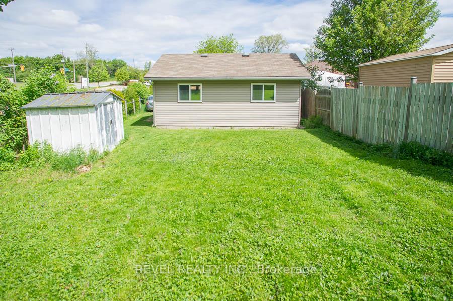 Photo 22 of 120 Henry Street, Brantford, Braneida Industrial Park — HOMEH