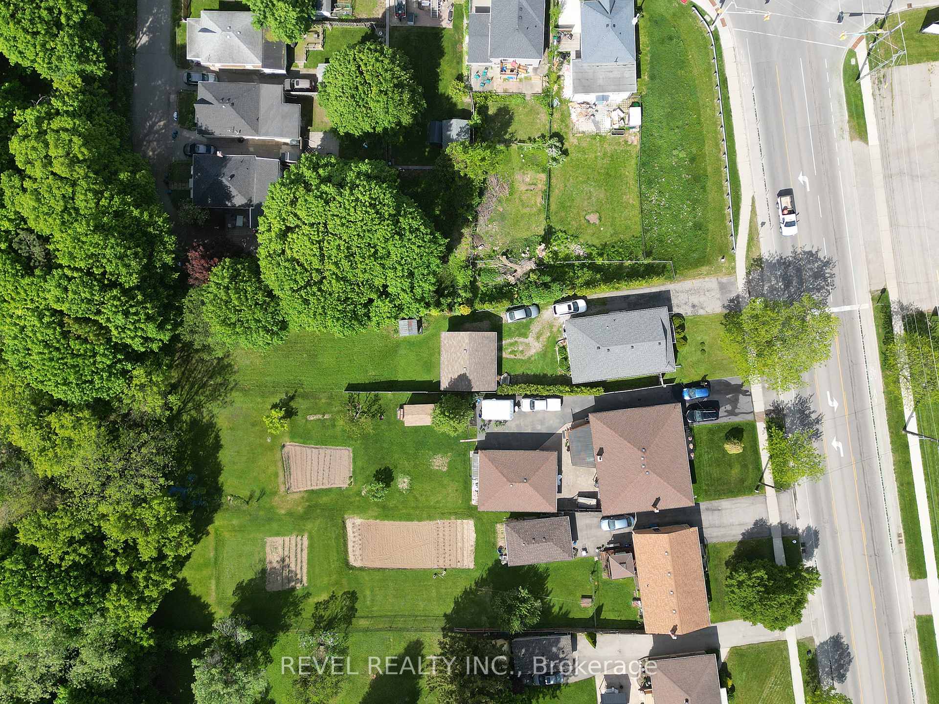 Photo 25 of 120 Henry Street, Brantford, Braneida Industrial Park — HOMEH