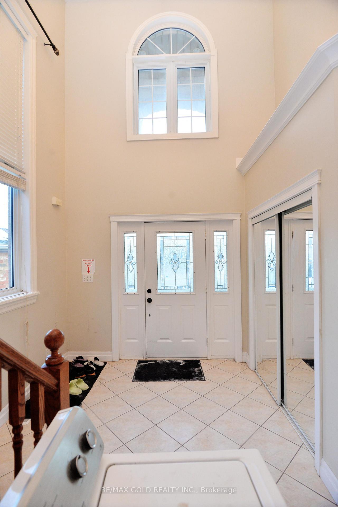 Photo 8 of 230 Doon Mills Drive, Kitchener, Pioneer Park — HOMEH