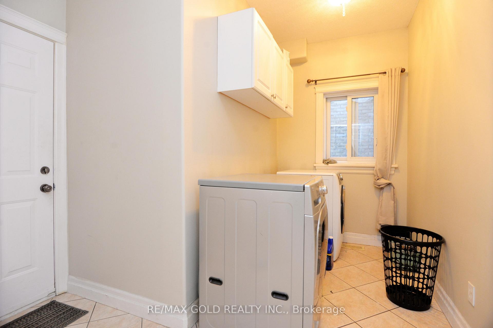 Photo 18 of 230 Doon Mills Drive, Kitchener, Pioneer Park — HOMEH