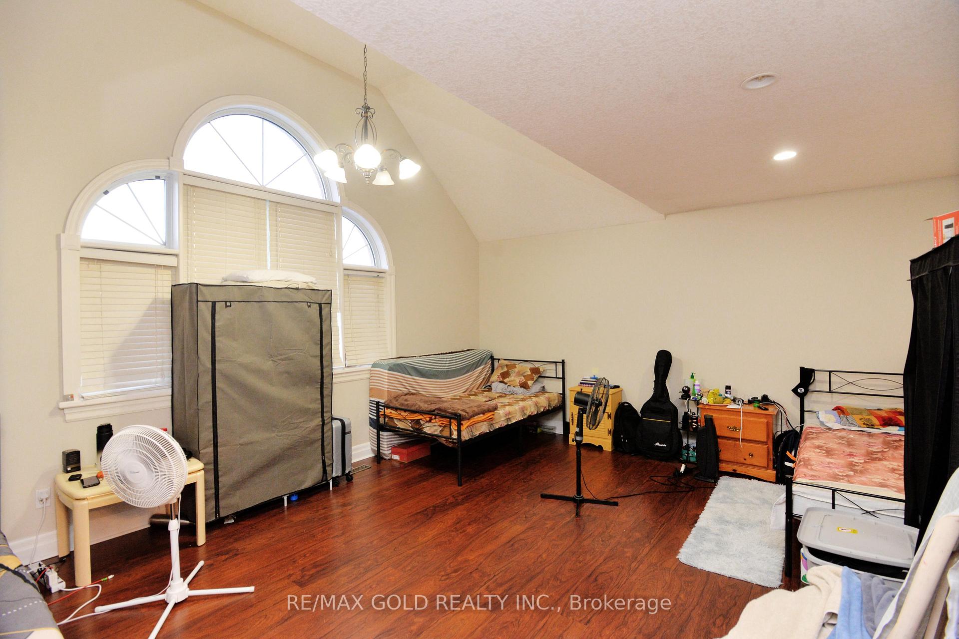 Photo 28 of 230 Doon Mills Drive, Kitchener, Pioneer Park — HOMEH