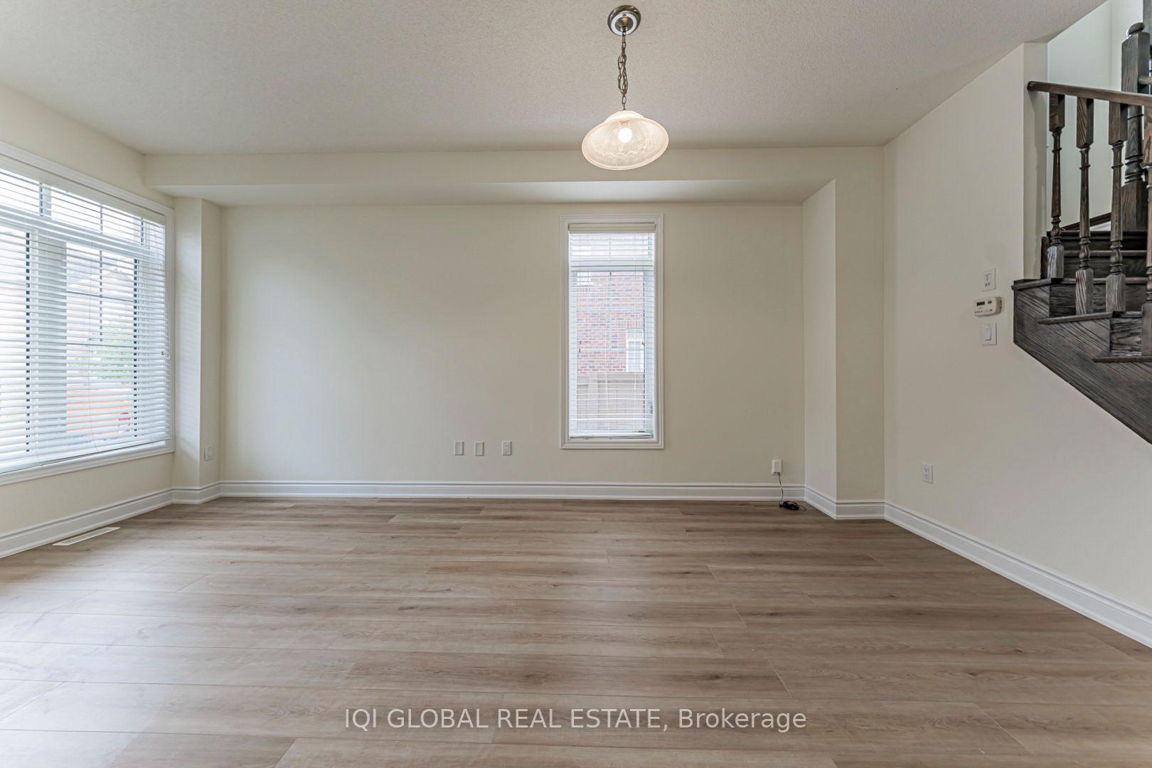 Photo 5 of 16 Zenida Road, Brampton, Northwest Brampton — HOMEH