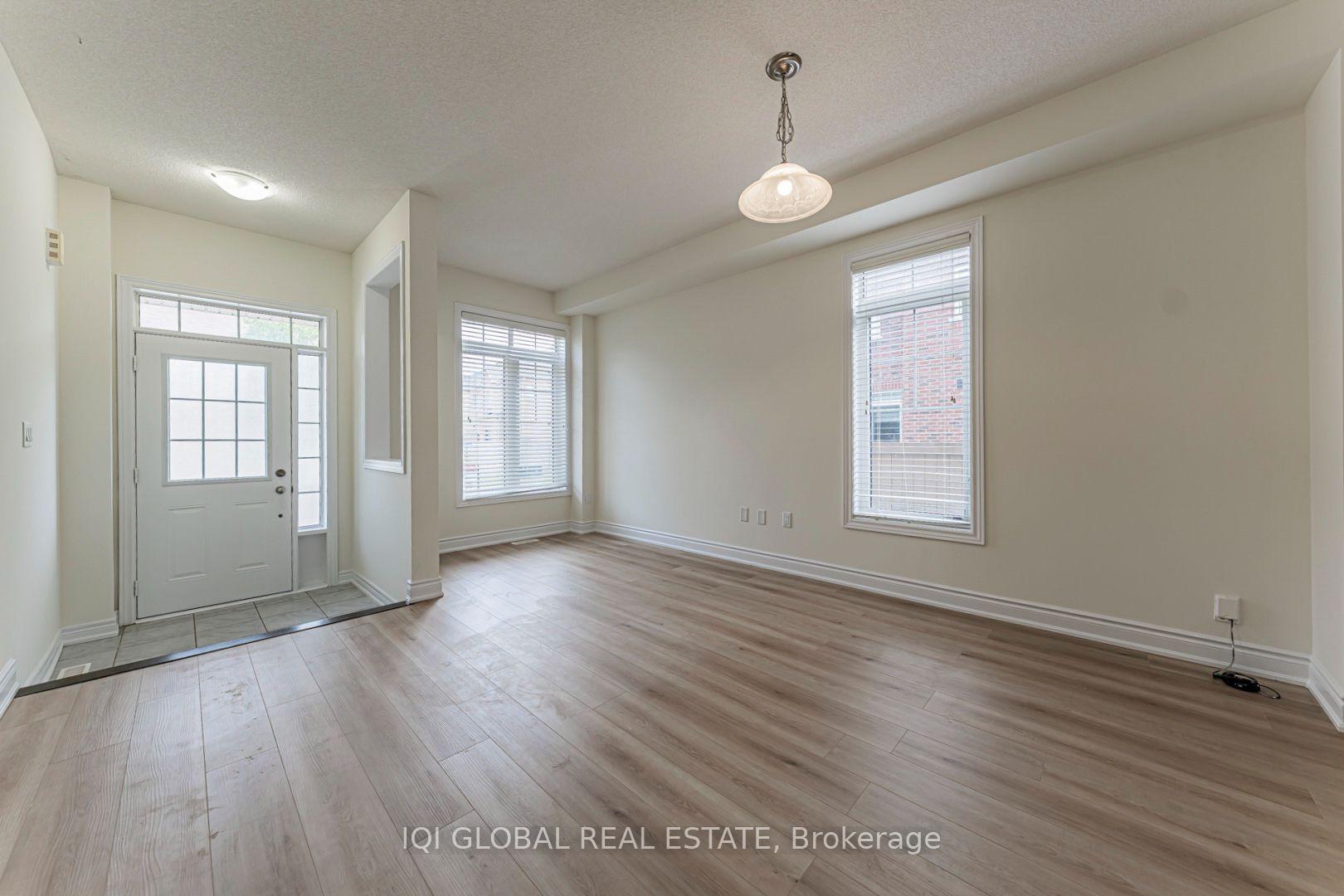 Photo 6 of 16 Zenida Road, Brampton, Northwest Brampton — HOMEH