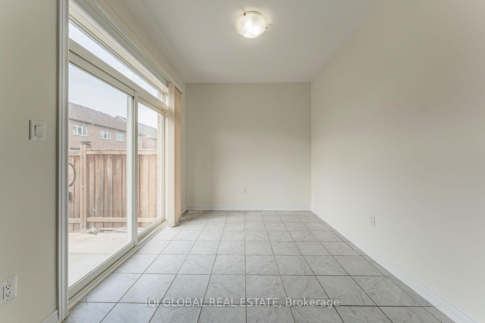 Photo 10 of 16 Zenida Road, Brampton, Northwest Brampton — HOMEH