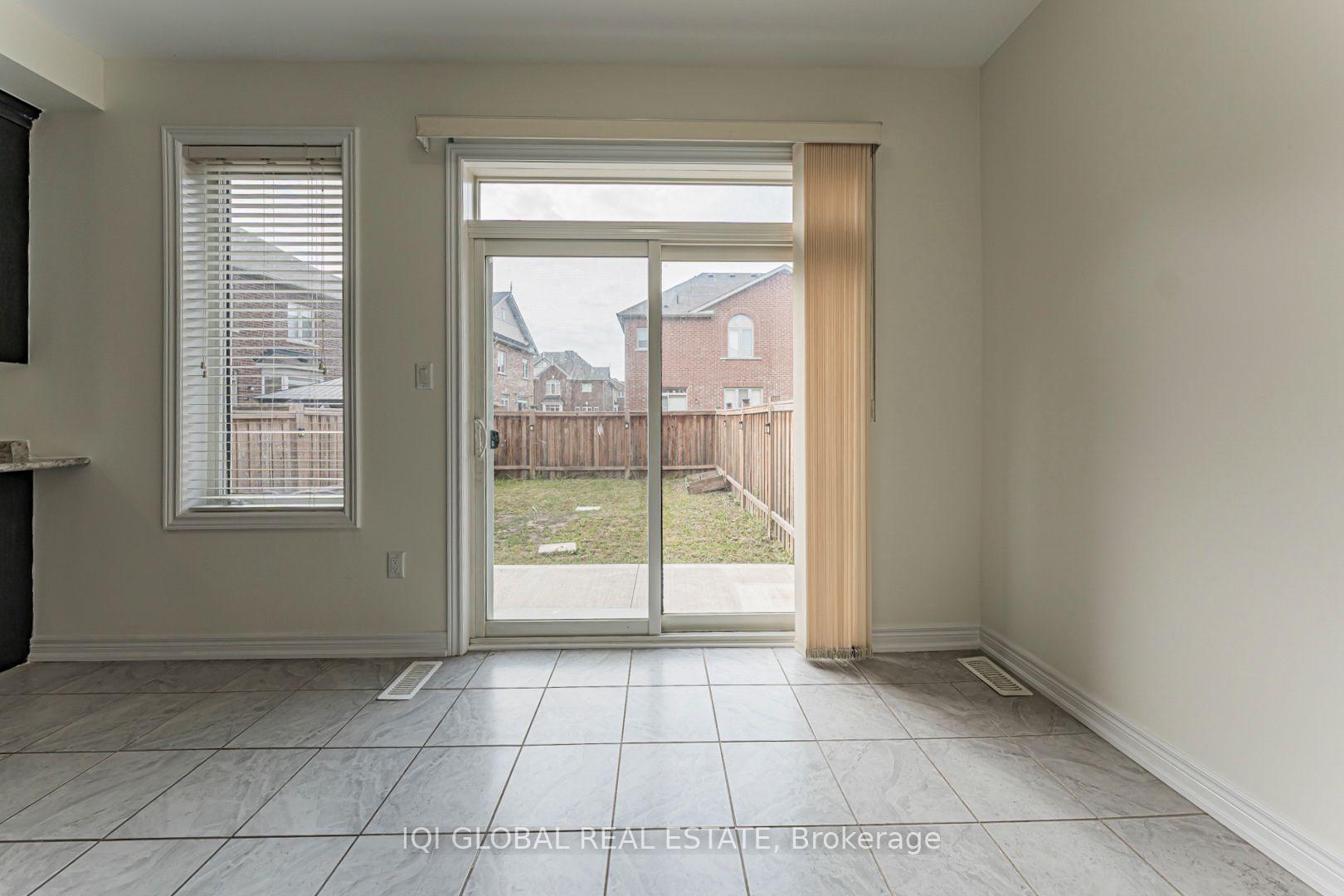 Photo 11 of 16 Zenida Road, Brampton, Northwest Brampton — HOMEH
