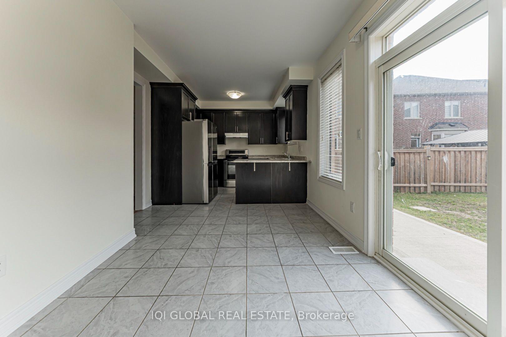 Photo 13 of 16 Zenida Road, Brampton, Northwest Brampton — HOMEH