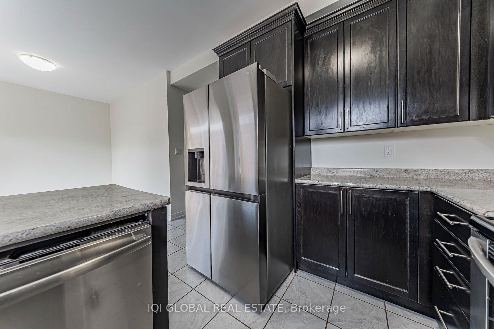 Photo 18 of 16 Zenida Road, Brampton, Northwest Brampton — HOMEH
